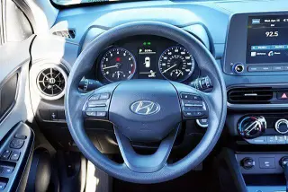 Hyundai KONA 2023 SEL 4dr Crossover