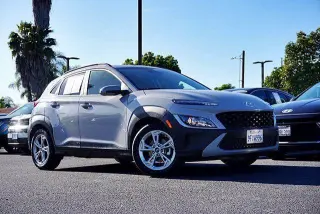 Hyundai KONA 2023 SEL 4dr Crossover