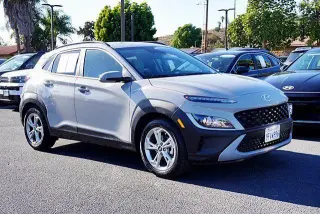 Hyundai KONA 2023 SEL 4dr Crossover