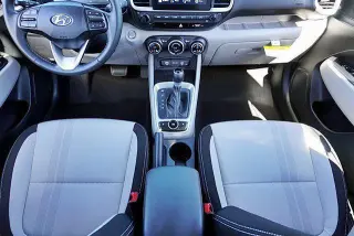 Hyundai VENUE 2026 SEL 4dr Crossover