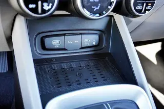 Hyundai VENUE 2026 SEL 4dr Crossover