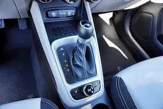 Hyundai VENUE 2026 SEL 4dr Crossover