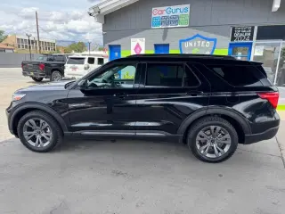 2022 Ford Explorer XLT AWD