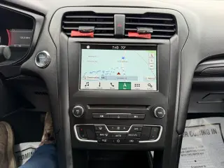 2018 Ford Fusion SE FWD