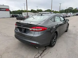 2018 Ford Fusion SE FWD