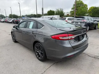 2018 Ford Fusion SE FWD