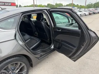 2018 Ford Fusion SE FWD