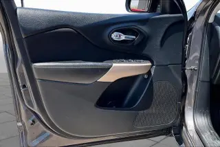 Jeep Cherokee 2018 Tech Connect 4dr SUV