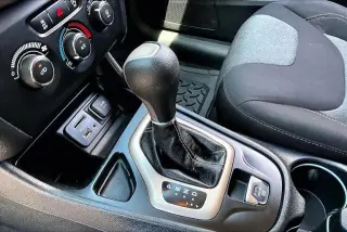 Jeep Cherokee 2018 Tech Connect 4dr SUV