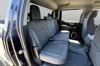 Chevrolet Silverado 1500 2023 4x4 LT 4dr Crew Cab 5.8 ft. SB w/1LT