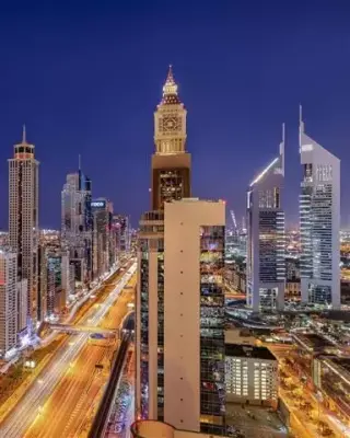 PERSONAL DE HOTELERIA A DUBAI