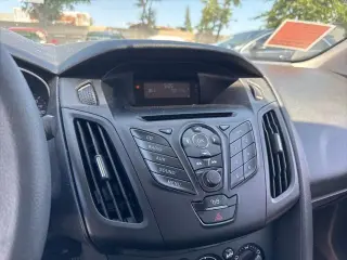 Ford Focus 2012 S 4dr Sedan