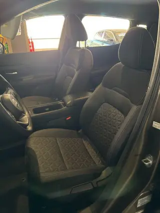Nissan Kicks 2025 SV 4dr Crossover