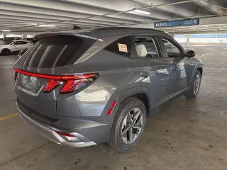 Hyundai TUCSON 2026 SEL Premium 4dr SUV