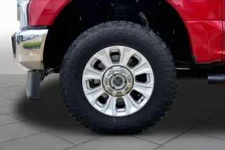 Ford F-250 Super Duty 2020 4x4 King Ranch 4dr Crew Cab 6.8 ft. SB Pickup