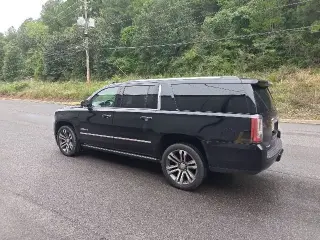 GMC Yukon XL 2019 4x4 Denali 4dr SUV