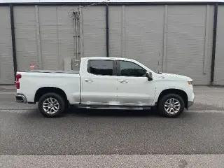 Chevrolet Silverado 1500 2022 4x4 LT 4dr Crew Cab 5.8 ft. SB w/1LT