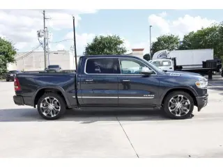 Ram 1500 2019 4x2 Limited 4dr Crew Cab 5.6 ft. SB Pickup