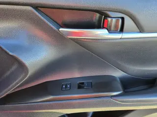 Toyota Camry 2022 SE 4dr Sedan