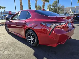 Toyota Camry 2022 SE 4dr Sedan