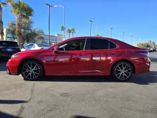 Toyota Camry 2022 SE 4dr Sedan