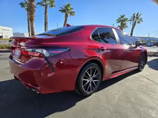 Toyota Camry 2022 SE 4dr Sedan