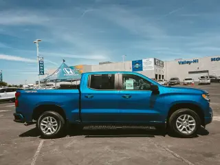 Chevrolet Silverado 1500 2022 4x4 RST 4dr Crew Cab 5.8 ft. SB
