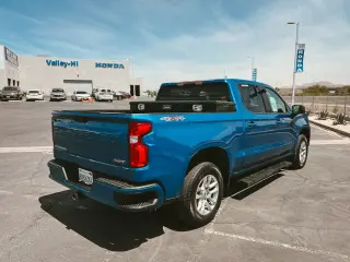 Chevrolet Silverado 1500 2022 4x4 RST 4dr Crew Cab 5.8 ft. SB