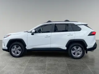 Toyota RAV4 2025 XLE 4dr SUV