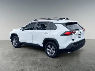 Toyota RAV4 2025 XLE 4dr SUV