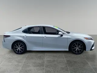 Toyota Camry 2023