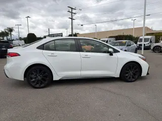 Toyota Corolla 2023 SE 4dr Sedan