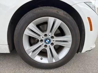 BMW 3 Series 2017 330e iPerformance 4dr Sedan