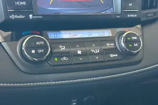 Toyota RAV4 2018 AWD XLE 4dr SUV