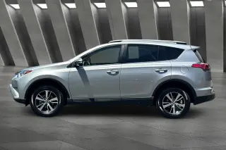 Toyota RAV4 2018 AWD XLE 4dr SUV