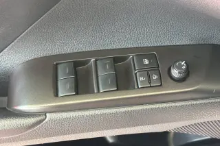 Toyota Camry Hybrid 2024 SE 4dr Sedan