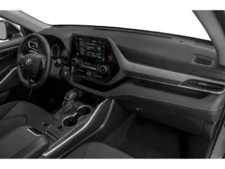 Toyota Highlander 2022 LE 4dr SUV