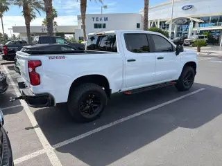 Chevrolet Silverado 1500 2021 4x4 Custom Trail Boss 4dr Crew Cab 5.8 ft. SB