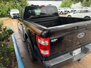 Ford F-150 2022 4x2 Lariat 4dr SuperCrew 5.5 ft. SB