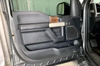 Ford F-150 2017 4x4 King Ranch 4dr SuperCrew 5.5 ft. SB