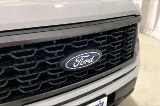 Ford F-150 2025 4x2 STX 4dr SuperCrew 5.5 ft. SB