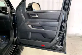Toyota Tundra 2024 4x4 SR5 4dr CrewMax Cab Pickup SB