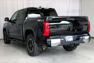 Toyota Tundra 2024 4x4 SR5 4dr CrewMax Cab Pickup SB