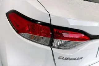 Toyota Corolla Hybrid 2024 SE 4dr Sedan