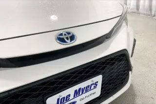 Toyota Corolla Hybrid 2024 SE 4dr Sedan