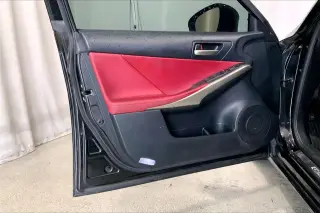 Lexus IS 300 2020 4dr Sedan