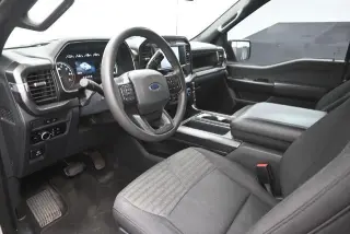 Ford F-150 2023 4x2 XL 4dr SuperCrew 5.5 ft. SB