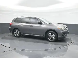 Nissan Pathfinder 2017 S 4dr SUV