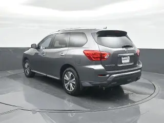 Nissan Pathfinder 2017 S 4dr SUV