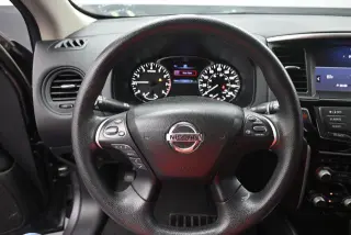 Nissan Pathfinder 2017 S 4dr SUV